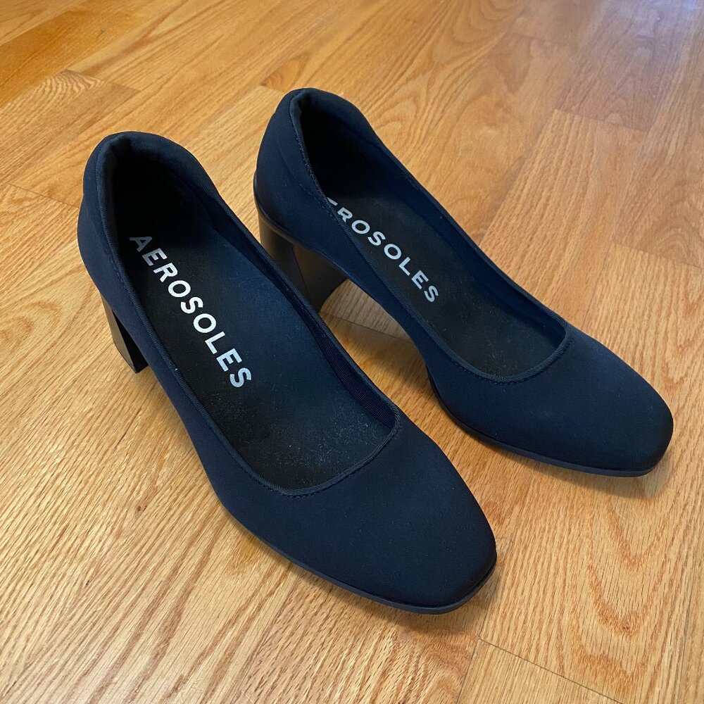 Aerosoles Black Casta Pumps • 9 Wide